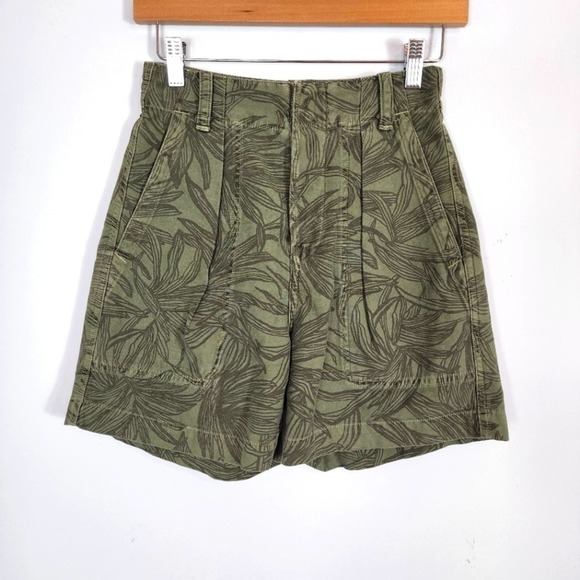 EUC Citizens of Humanity Cotton High Rise Cassidy Pleat Pocket Short Palm SZ 23 - Picture 2 of 12